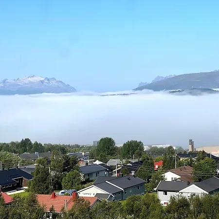Nordlys, 2 Private In A Shared With Stunning Views 아파트 트롬쇠